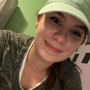 Meet your Posher, Brianna